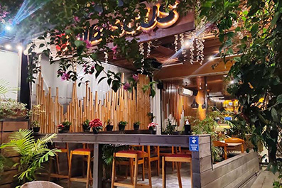 Hibiscus Restaurant Interior
